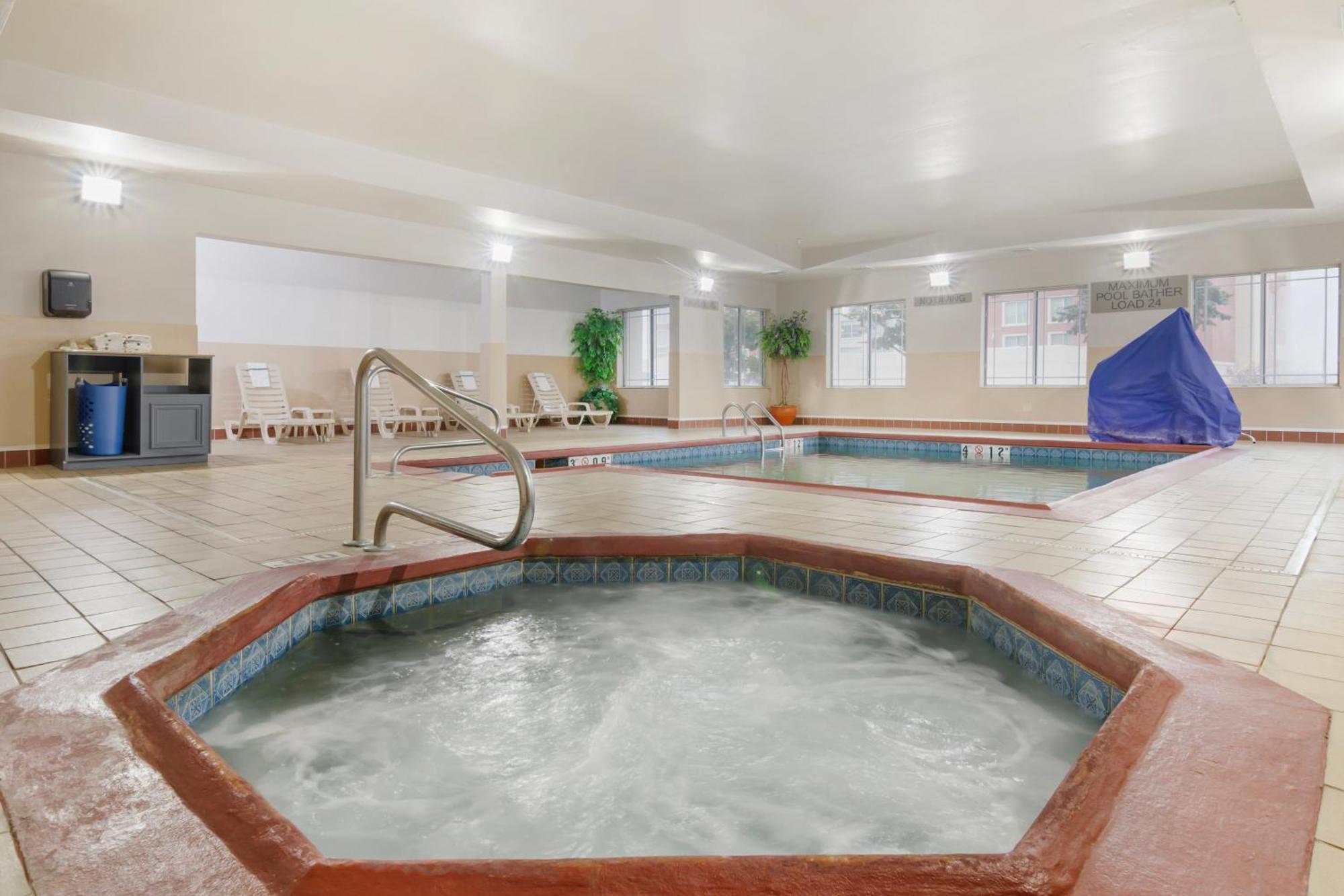 Country Inn & Suites By Radisson, Columbia, Mo Zewnętrze zdjęcie
