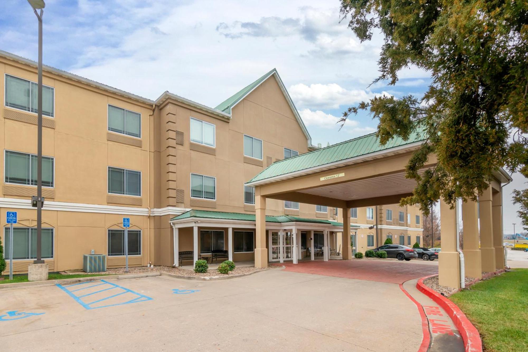 Country Inn & Suites By Radisson, Columbia, Mo Zewnętrze zdjęcie